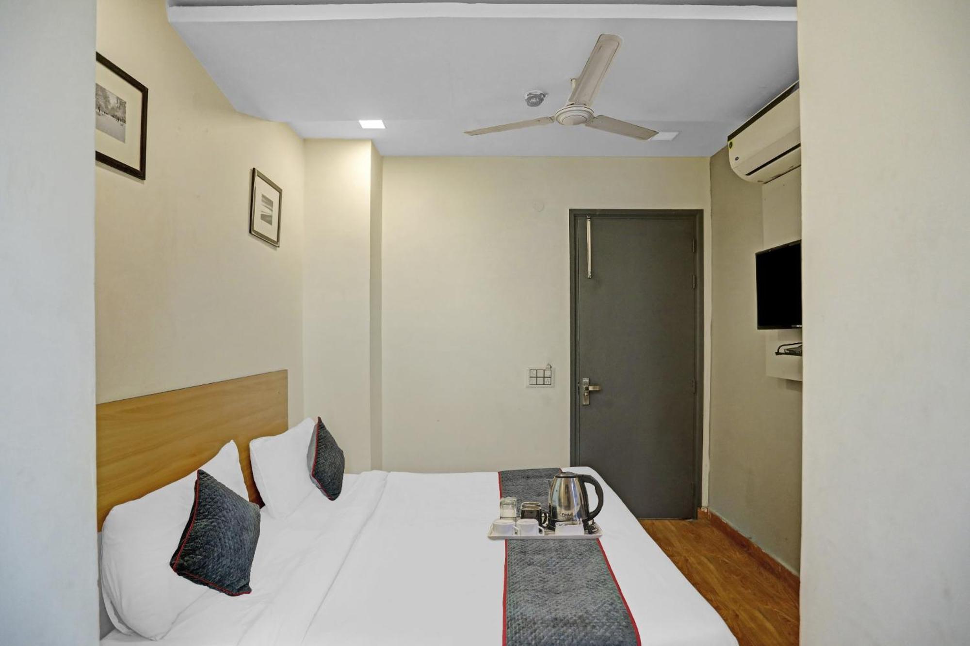 Hotel Super Townhouse Mannat Rohini 16 Delhi  Exterior foto