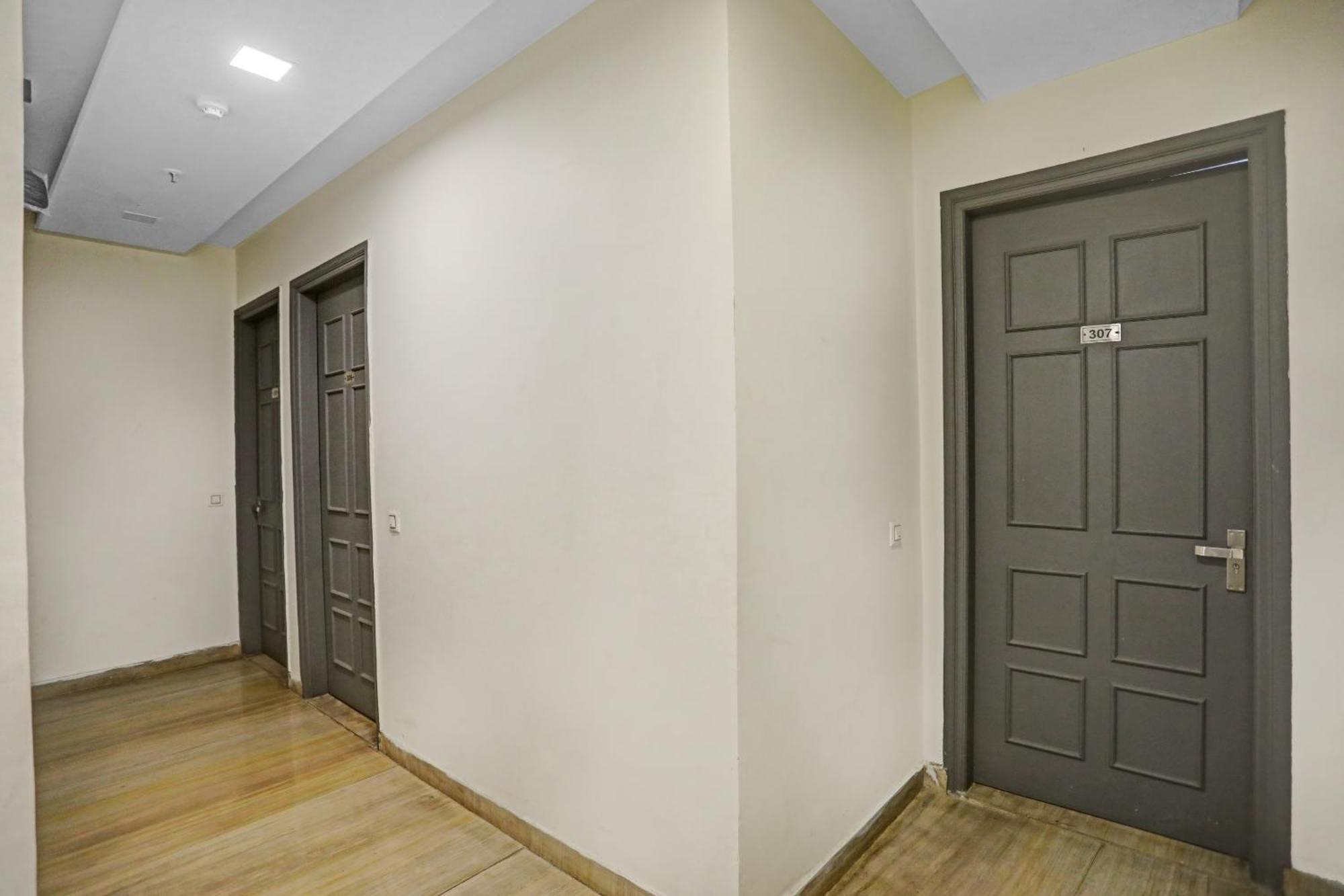Hotel Super Townhouse Mannat Rohini 16 Delhi  Exterior foto